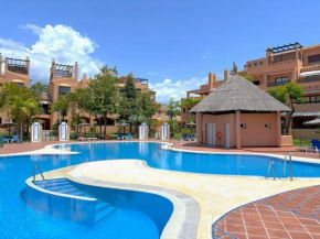 Beach, pools & garage in luxury urbanization